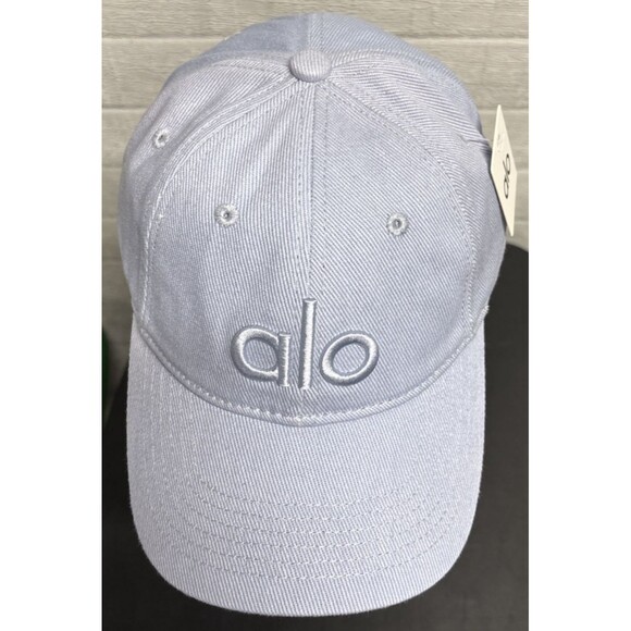 ALO YOGA Light Blue Baseball Cap Snap Back Adjustable Unisex NWT - Picture 2 of 7